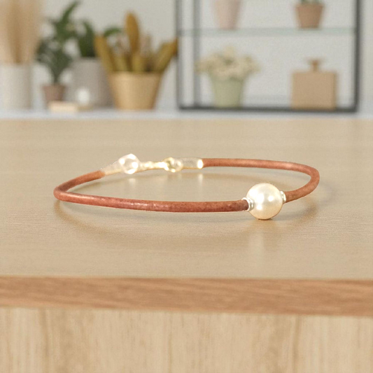 Leather crystal pearl bracelet
